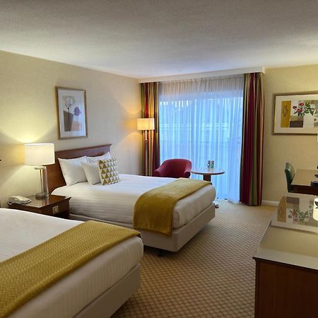 The Aberdeen Dyce Hotel Екстериор снимка