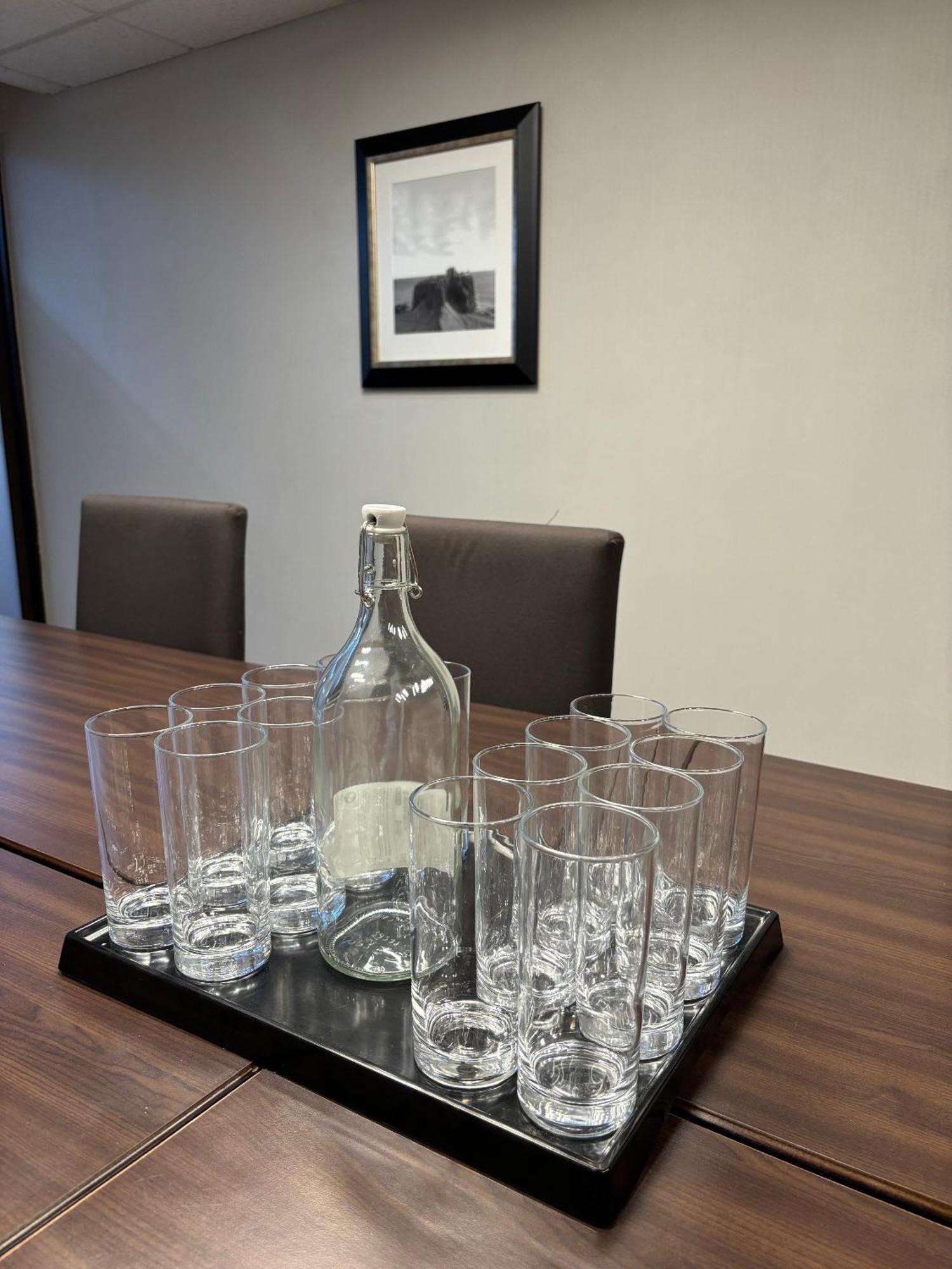 The Aberdeen Dyce Hotel Екстериор снимка